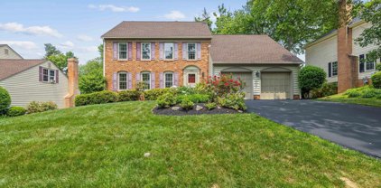 952 Farm Haven Dr, Rockville