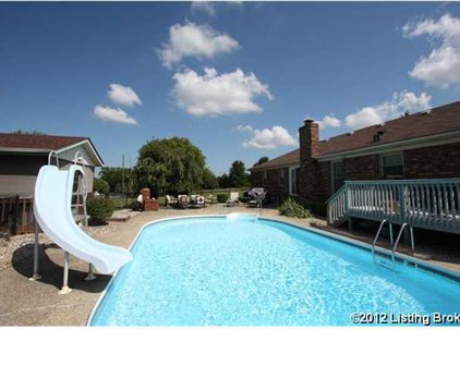 3500 Arrowwood Ct, La Grange