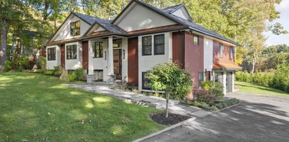 163 Grove Street, Lexington
