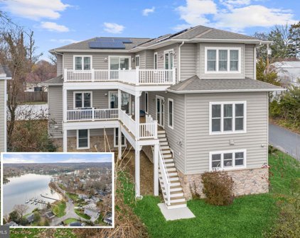 1203 Shore Dr, Edgewater