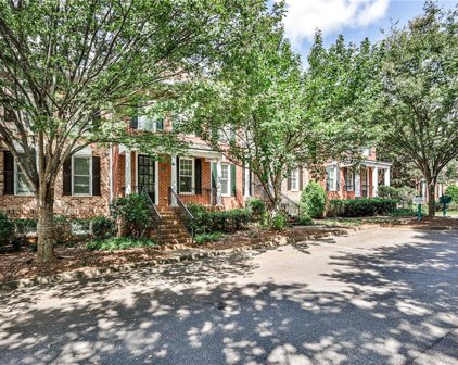 5004 Davenport Place, Roswell