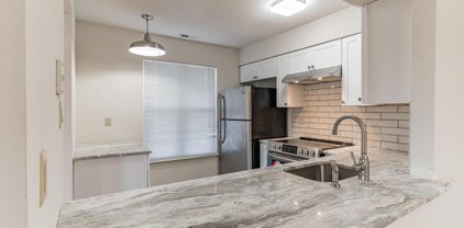447 Thornwood Dr Unit #B, Mount Laurel