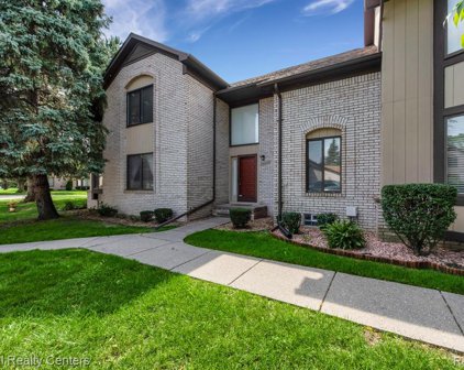 20475 Villa Grande, Clinton Twp