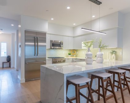 457 Wave ST 3, Monterey