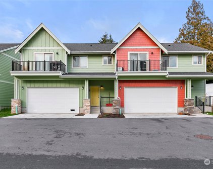 2063 -2065 Salam Loop, Ferndale