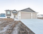 4022 Amari Loop NW, Mandan image