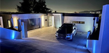 830 Harrington Road, Glendale