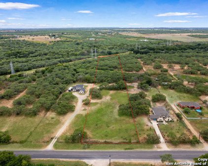 8909 S Foster Rd, San Antonio