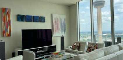 610 E Market St Unit 2703, San Antonio