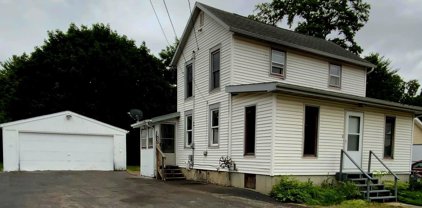 351 Greenman Street, Milton