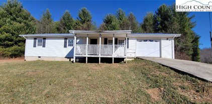 355 Round Knob Church, West Jefferson
