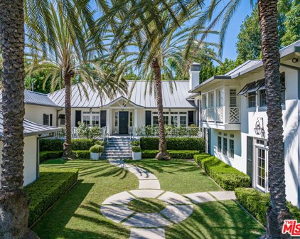 151 N Bristol Avenue, Los Angeles