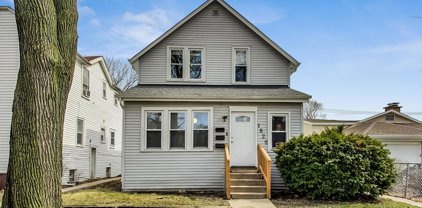 1829 Hartrey Avenue, Evanston