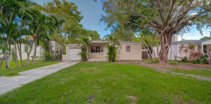 617 Mokena Dr, Miami Springs