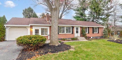 212 Ridge Hill Rd, Mechanicsburg