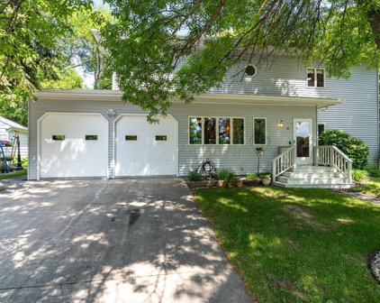 810 Locken Boulevard, Crookston
