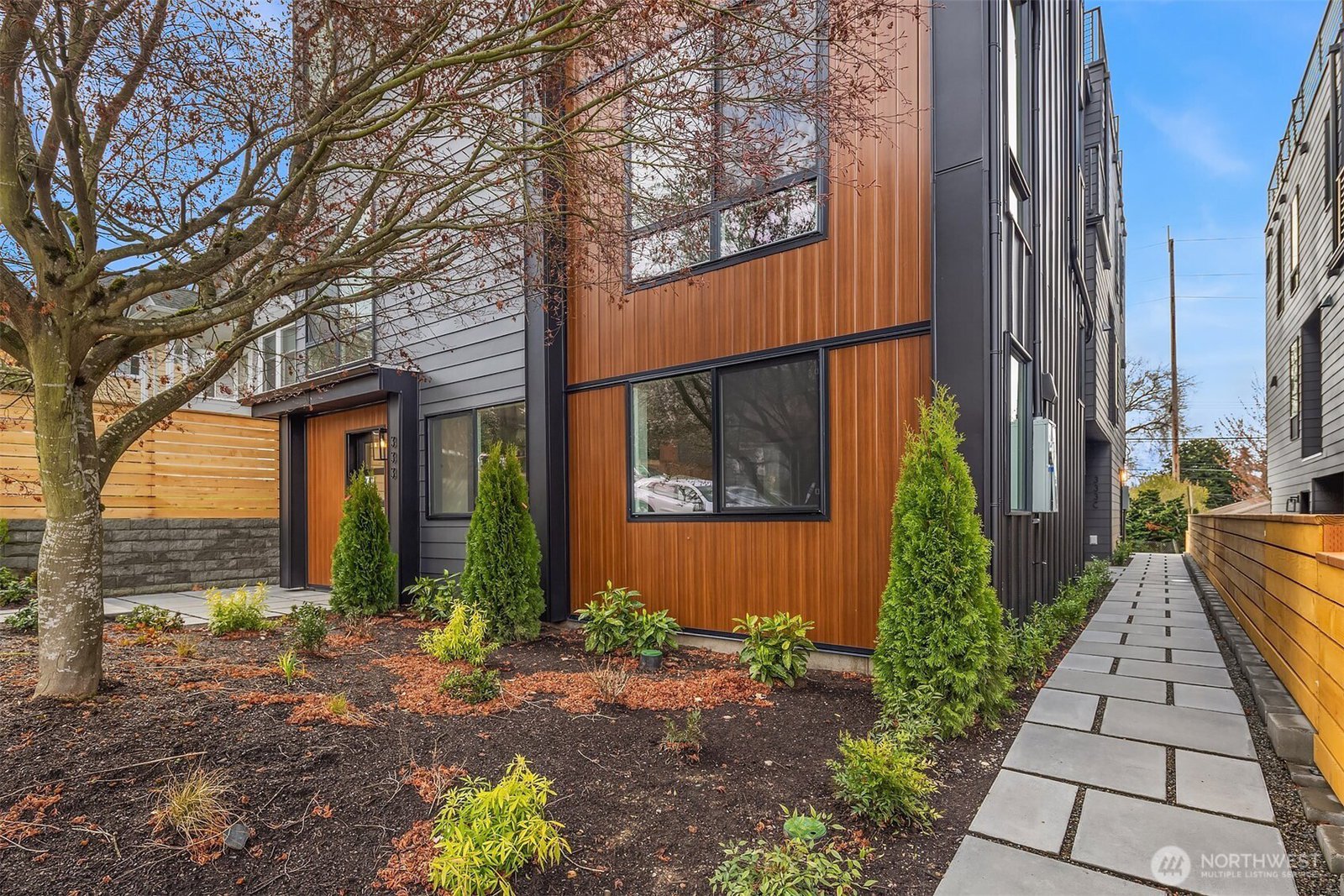 333 NW 47th Street Unit #C, Seattle | MLS# 2459079 | Skyline Properties ...