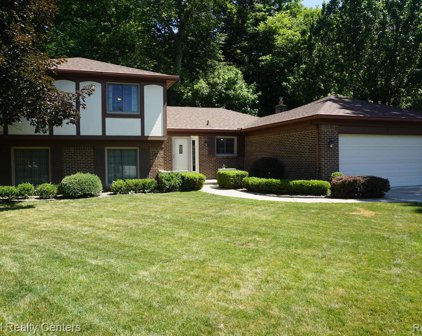 45736 GREEN VALLEY, Plymouth Twp
