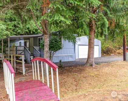 31 E Budd Drive, Shelton