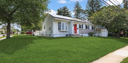 60 Robertsville Road, Freehold