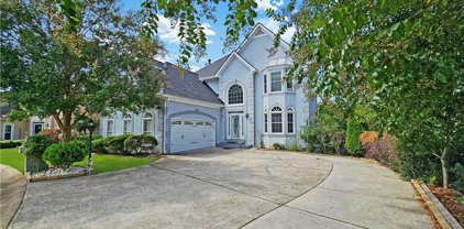 969 Bridgegate Ne Drive, Marietta