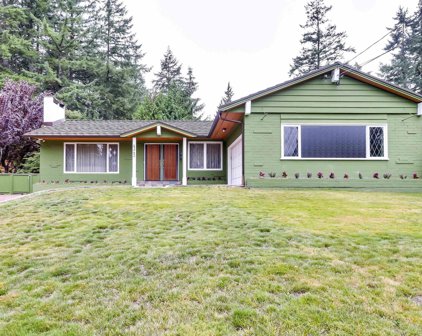 4343 Patterdale Drive, North Vancouver