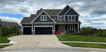 9600 N Evanston Court, Kansas City