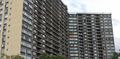 2 Bay Club Drive Unit #1U, Bayside