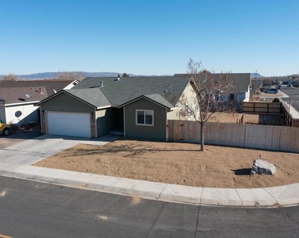 132 Campfire Circle, Fernley