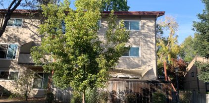 701 N Rengstorff Ave 18, Mountain View