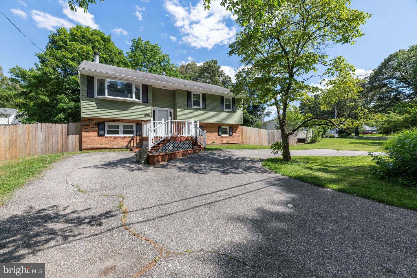 7849 Elizabeth Road, Pasadena, Pasadena, MD 21122 in Rock View Beach