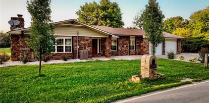 15392 Woods Lodge  Road, Garfield