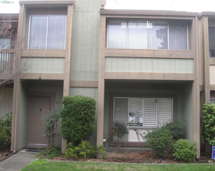 3150 Gilbert Ln, Alameda