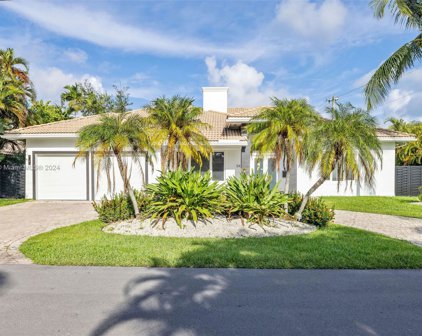 543 Hibiscus Dr, Hallandale Beach