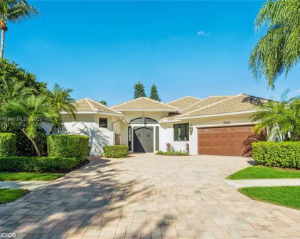 8843 Lakes Blvd, West Palm Beach