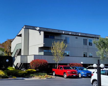 101 Piccadilly  Place, San Bruno