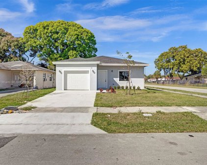 1200 Giller Ave, Mangonia Park