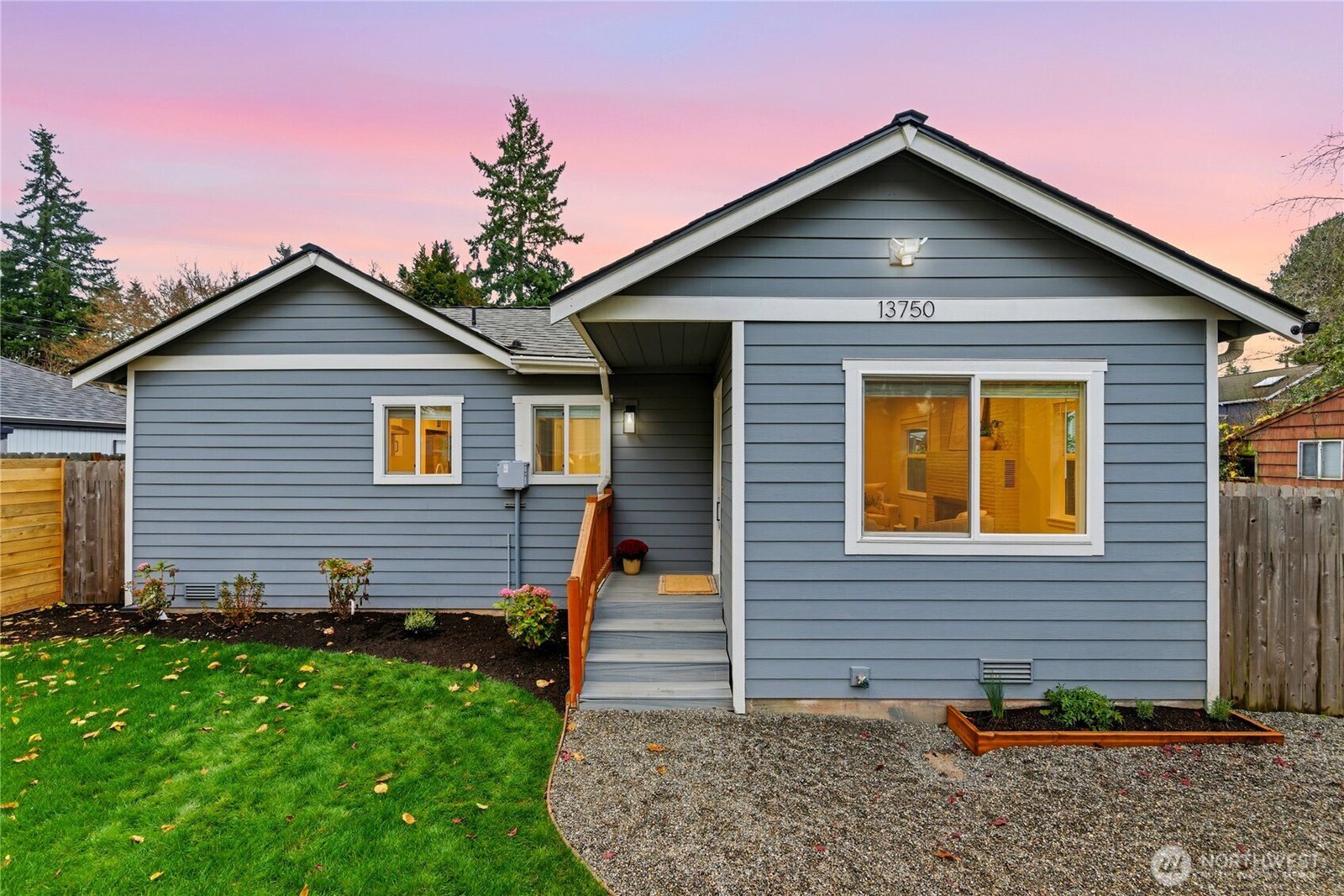 13750 3rd Avenue NW, Seattle | MLS# 2456792 | Skyline Properties, Inc ...