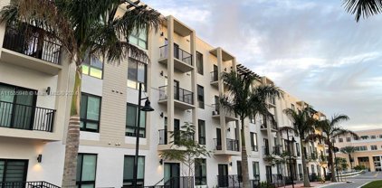 8265 Nw 41st St Unit #C-102, Doral