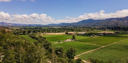 225 Knoll Place, St. Helena