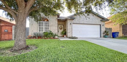 618 Paul Revere Dr, Laredo