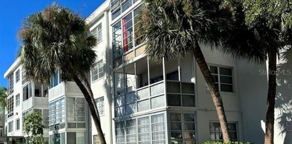 100 Waverly Way Unit 201, Clearwater