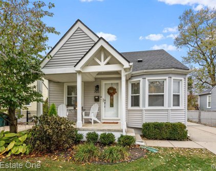703 N GAINSBOROUGH, Royal Oak