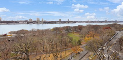 11 Riverside  Drive Unit 10MW, New York