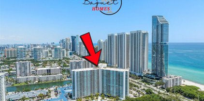 100 Bayview Dr Unit #PH03, Sunny Isles Beach