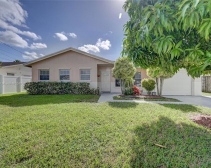 9312 Sw 2nd St, Boca Raton
