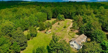 524 Lobo Ln, Arrington