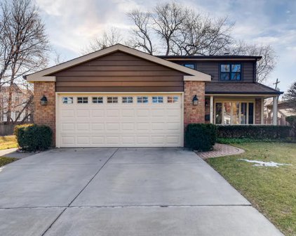354 S Carlyle Place, Arlington Heights