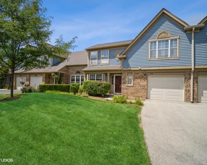3950 Newport Way, Arlington Heights