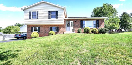 6 Orin Ct, Hanover